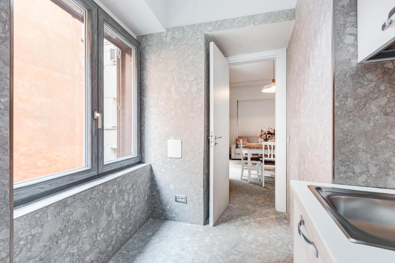 Trevi Fountain - Shabby - Romedreamhome Eksteriør billede