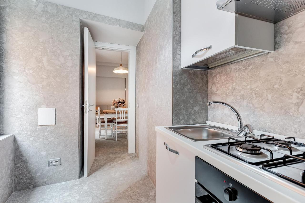 Trevi Fountain - Shabby - Romedreamhome Eksteriør billede